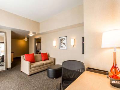 Cambria Hotel & Suites Rapid City