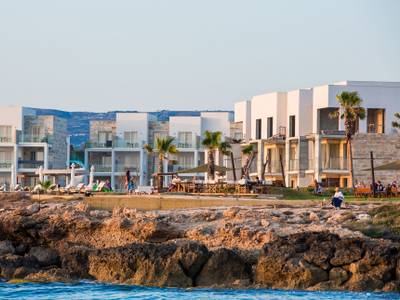 Amphora Hotel & Suites