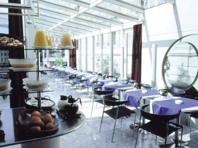 Swiss Wine Hotel & Bar by Fassbind