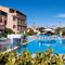 Kavos Plaza Hotel