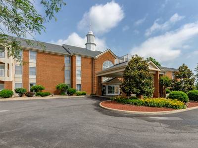 Best Western Plus Inn at Hunt Ridge