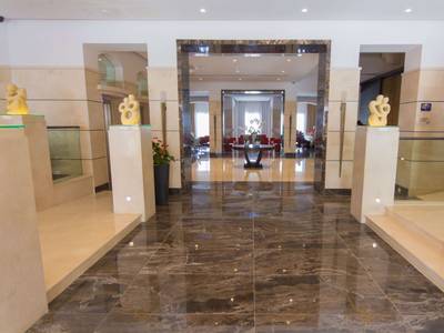 Maritim Antonine Hotel & Spa