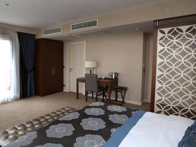 Miracle Istanbul Asia