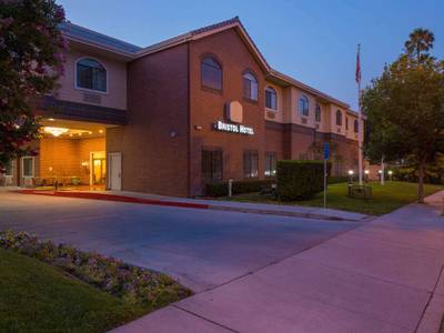 Bristol Hotel, Boutique Collection