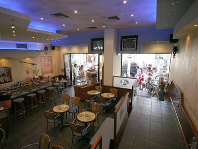 Center A Chris Hotel 