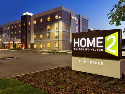 Home2 Suites by Hilton West Edmonton