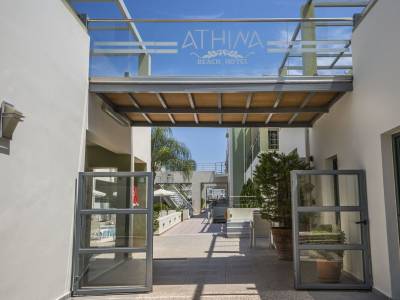 Athina Beach Hotel
