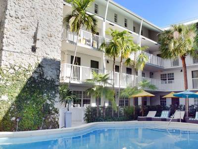 Coral Reef Apartments