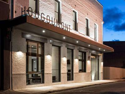 Hougoumont Hotel