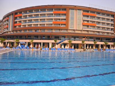 Lonicera World Club & Beach