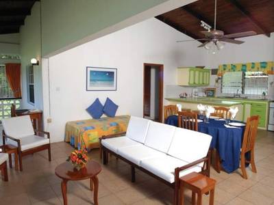 Lance Aux Epines Cottages