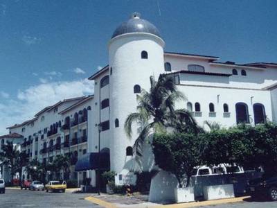 Flamingo Vallarta Hotel & Marina