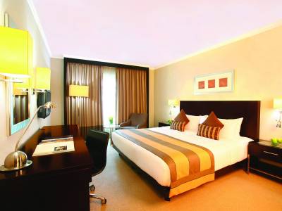 Ramada Plaza by Wyndham Dubai Deira 
