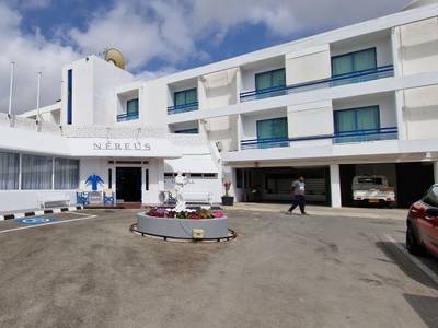 Nereus Hotel