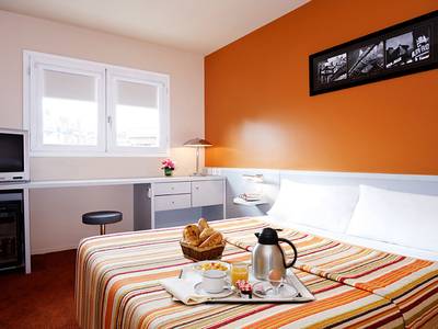 Median Paris Porte de Versailles