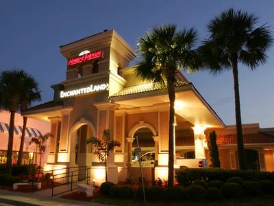 Clarion Inn & Suites 