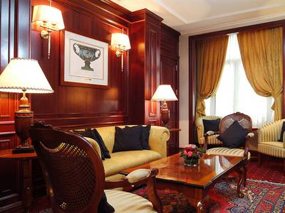 Melia Paris Tour Eiffel