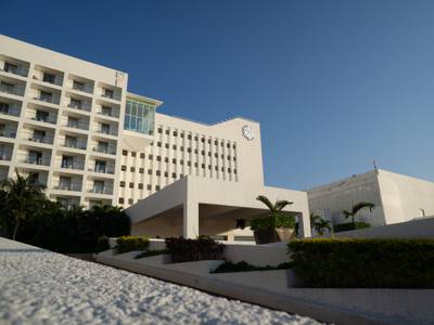 Sunset Royal Beach Resort