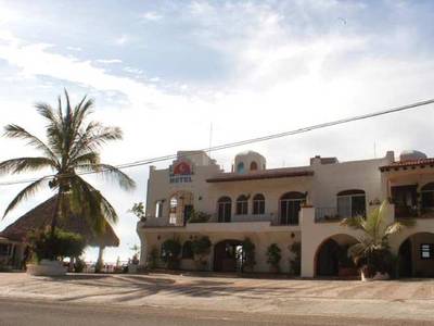 Mar Sereno Hotel & Suites