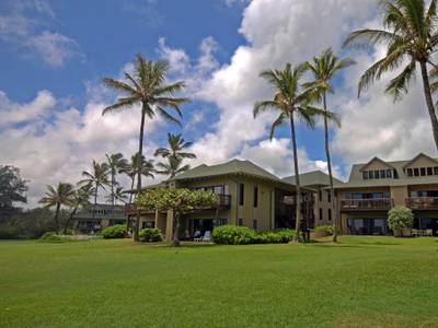 Kaha Lani Resort