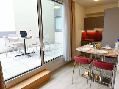 Appart-Hotel Mer & Golf City Bordeaux - Bassins A Flot