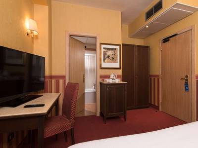 Hotel Tritone Venice Mestre