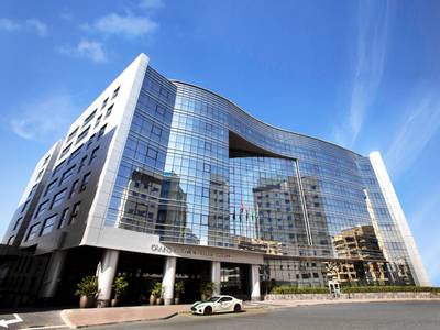 Grand Cosmopolitan Hotel