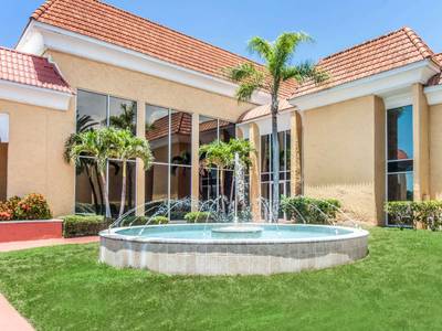 Quality Inn & Suites Conference Center