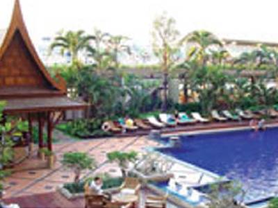 Ramada Plaza by Wyndham Bangkok Menam Riverside (Foto)