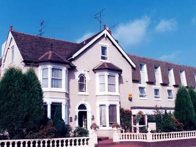 Mercure Wolverhampton Goldthorn Hotel