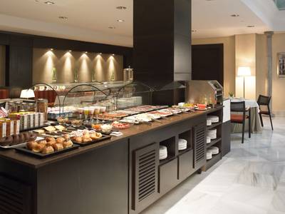 NH Collection Victoria