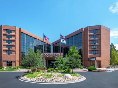 DoubleTree by Hilton Denver Aurora