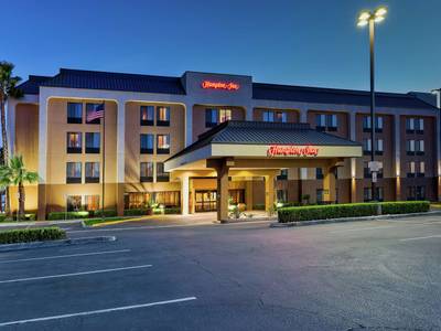 Hampton Inn Bakersfield-Central
