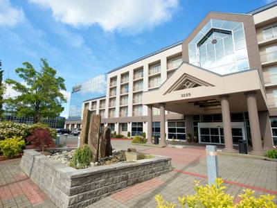 Embassy Suites Seattle Bellevue