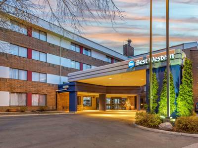 AmericInn Hotel & Suites Bloomington West
