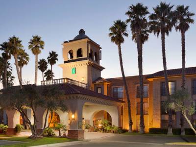 Embassy Suites Lompoc - Central Coast