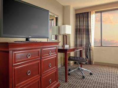 Doubletree Overland Park Corporate Woods