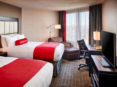 Best Western Plus Waterfront Hotel