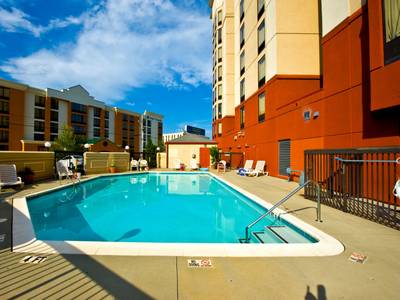 Hampton Inn & Suites Atlanta Airport North I85