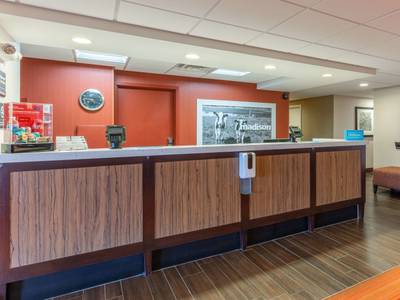 Hampton Inn Madison East Towne Mall Area