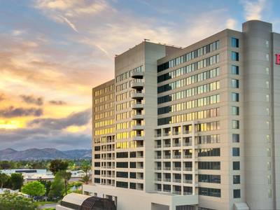 Hilton Woodland Hills