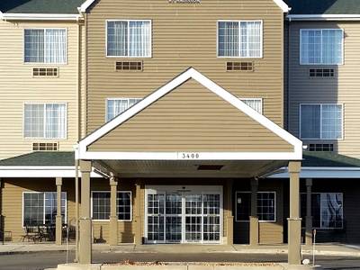 Country Inn & Suites by Radisson, Watertown, SD