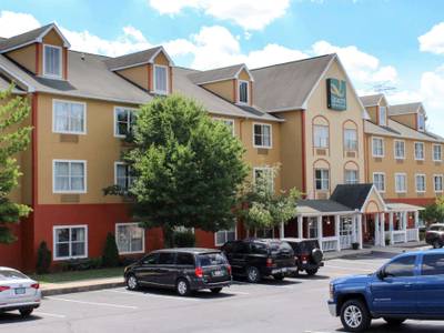 Quality Inn & Suites Cincinnati Sharonville