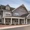 Country Inn & Suites by Radisson, Germantown, WI