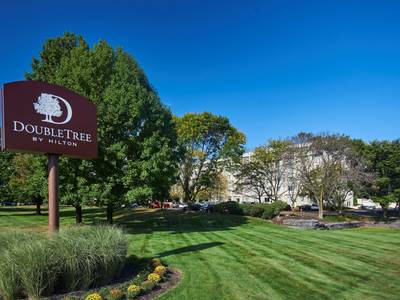 DoubleTree by Hilton Hotel Princeton