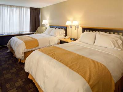 Radisson Milwaukee West