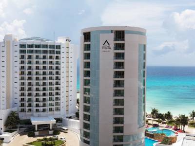 Altitude by Krystal Grand Punta Cancun