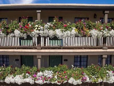 Inn of the Governors