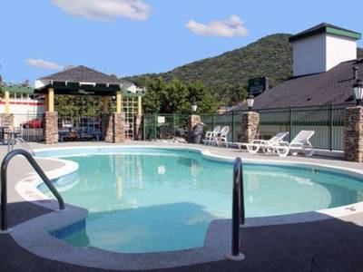 Quality Inn & Suites Biltmore East Asheville