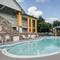 Quality Inn & Suites Biltmore East Asheville
